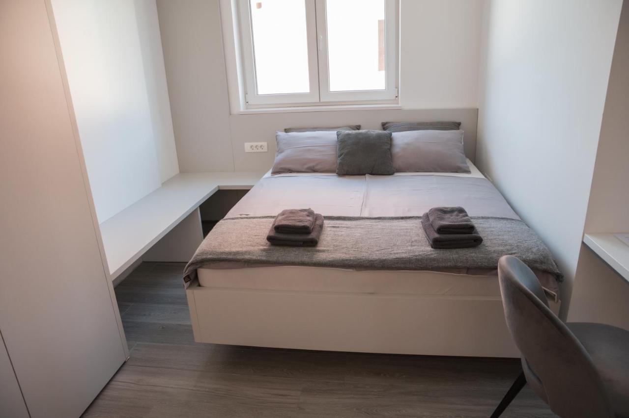 Villa Capris Apartments Koper Buitenkant foto