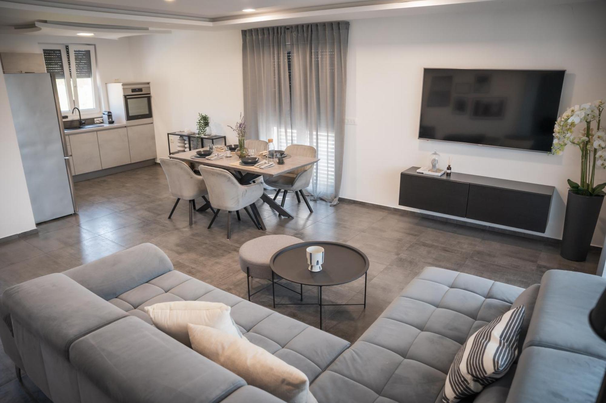 Villa Capris Apartments Koper Buitenkant foto